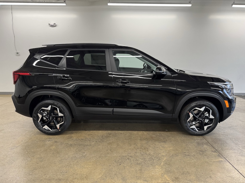 New 2025 Kia Seltos S SUV
