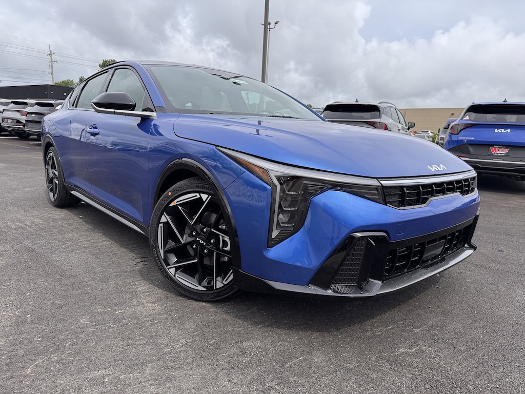 New 2026 Kia K4 GT-Line Sedan