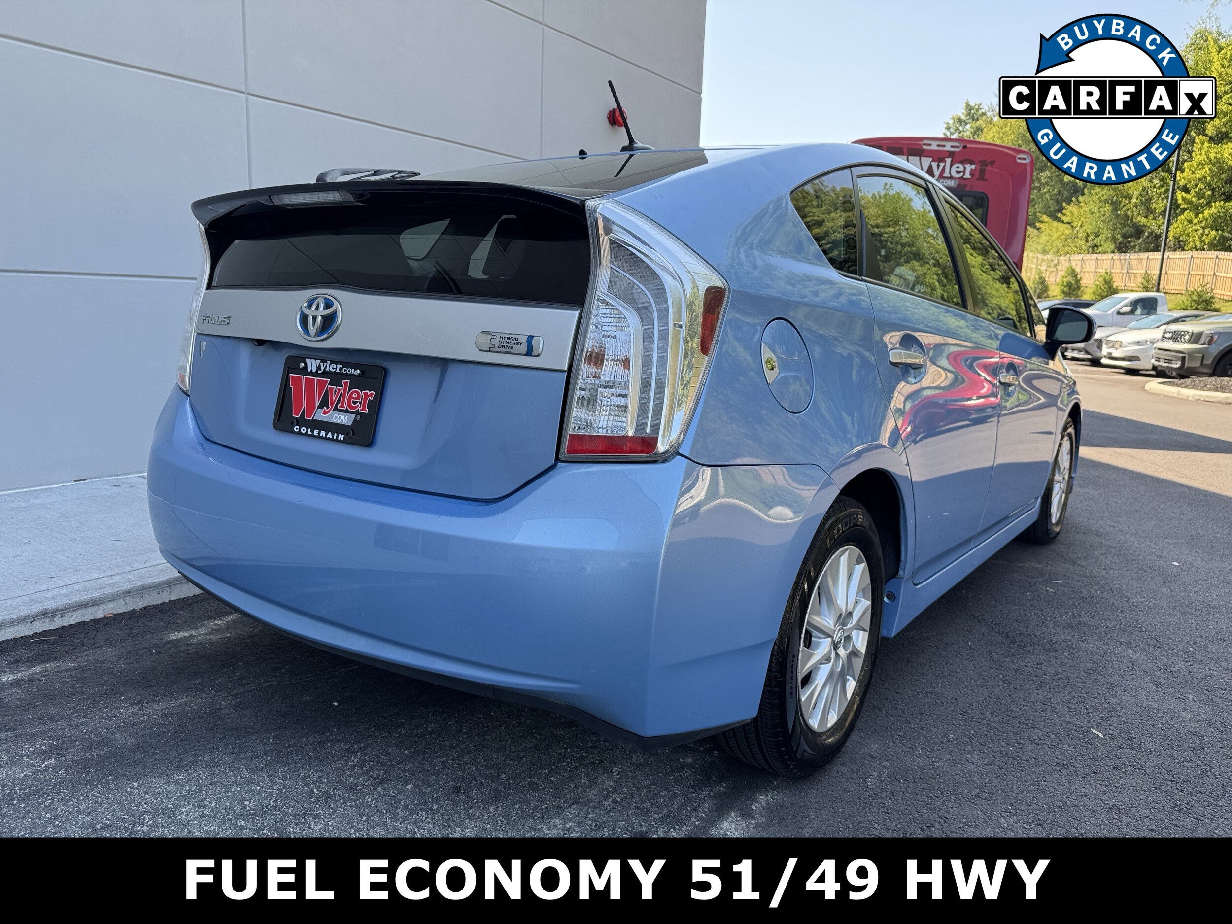2013 Toyota Prius Plug-in photo 3