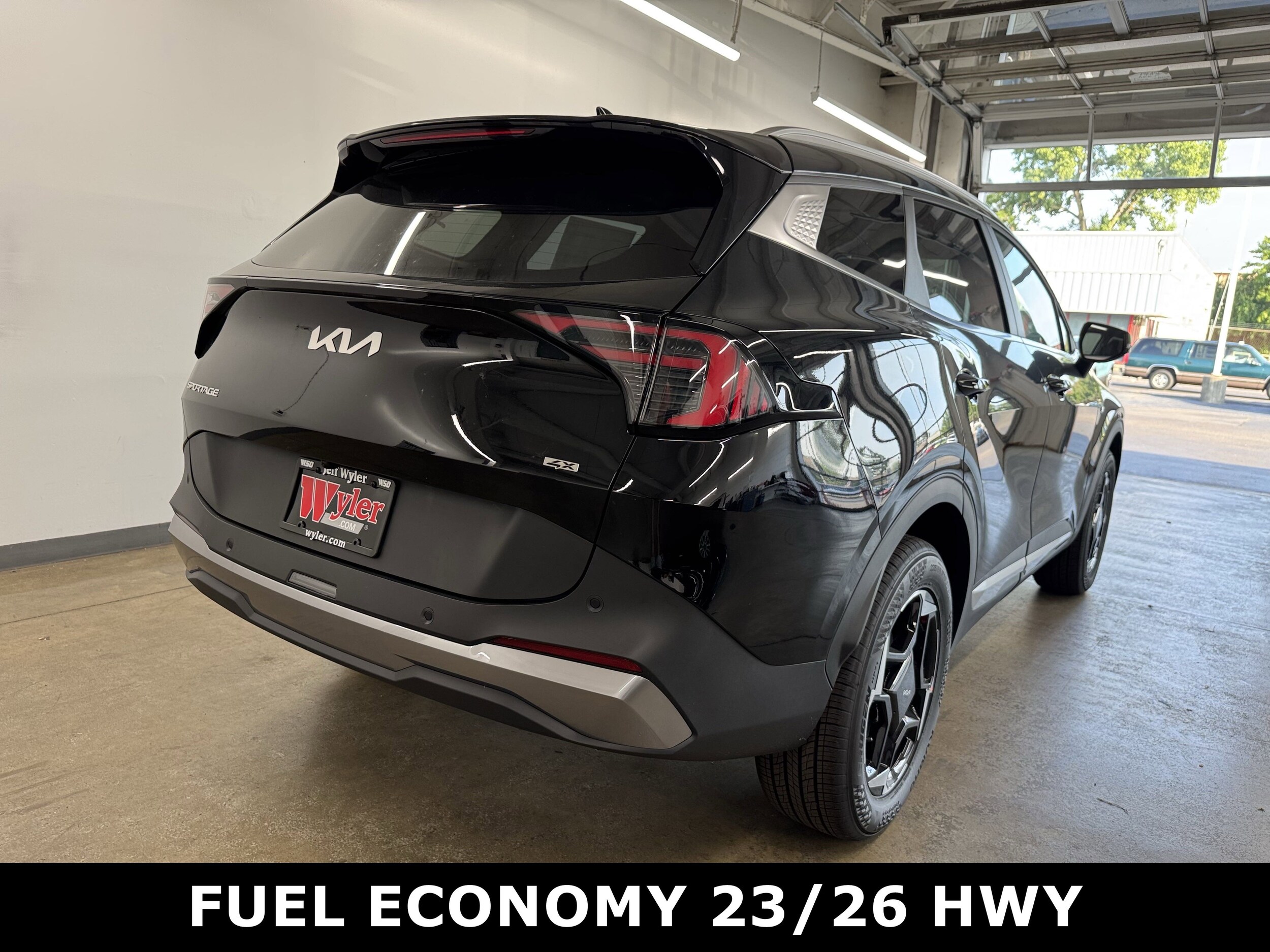 2026 Kia Sportage EX photo 2