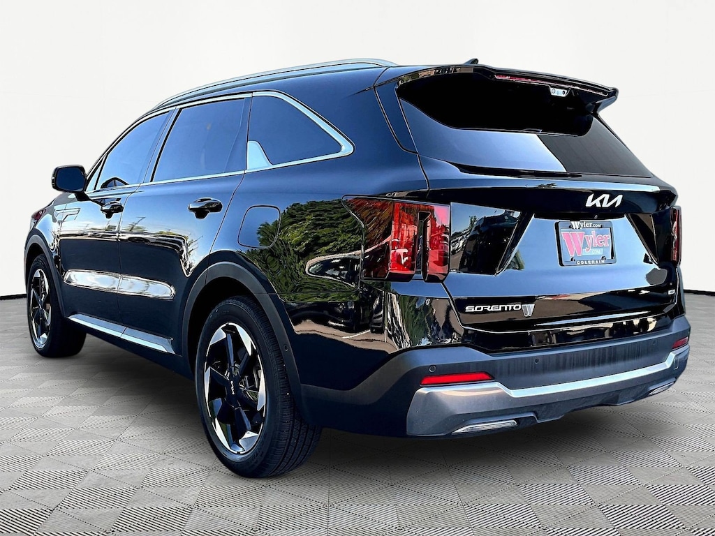 Certified 2025 Kia Sorento Hybrid SX Prestige SUV