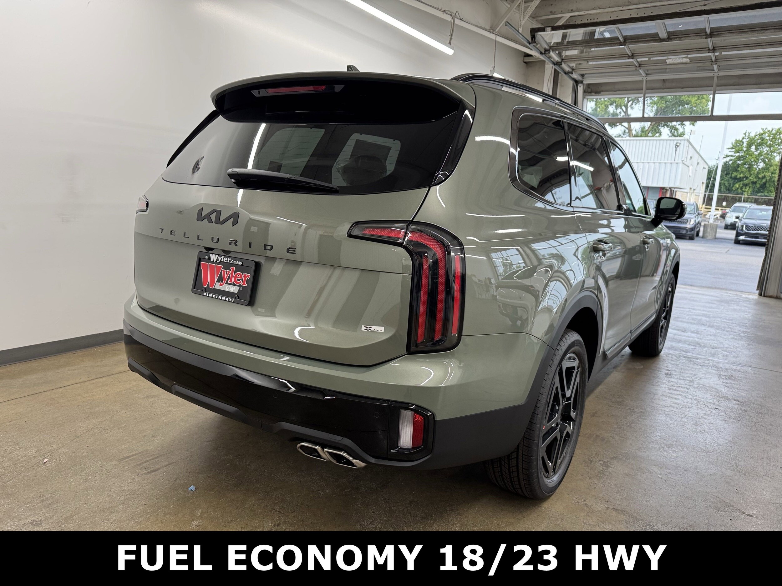 2025 Kia Telluride X-Line photo 2