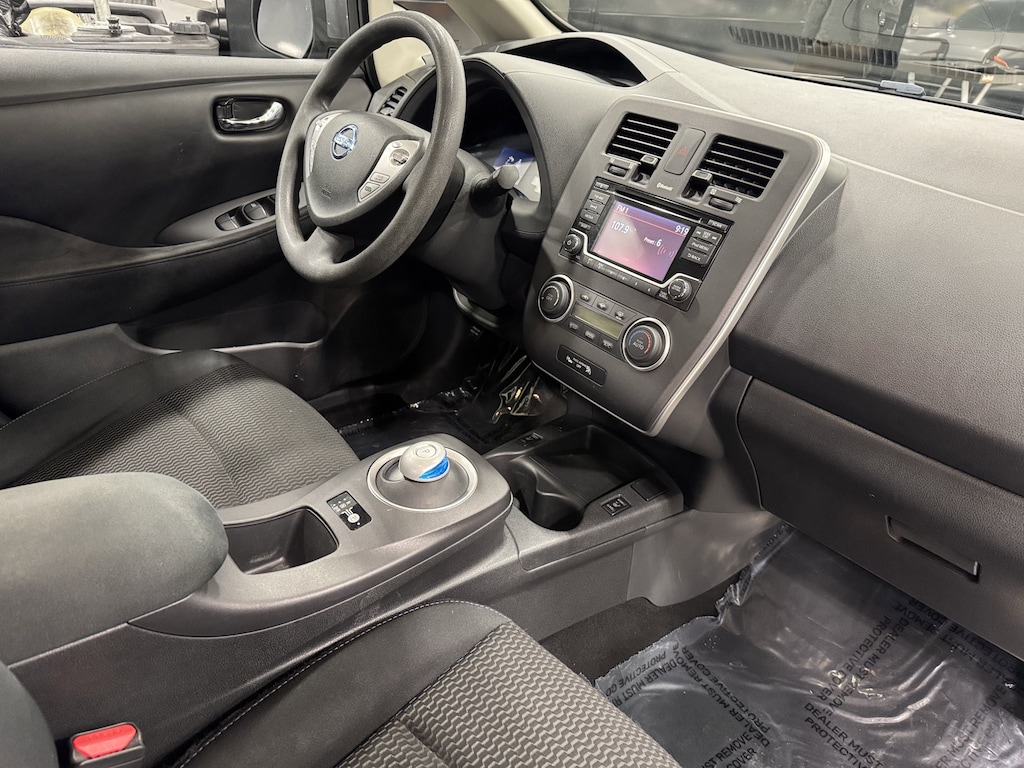 Used 2017 Nissan LEAF S Hatchback