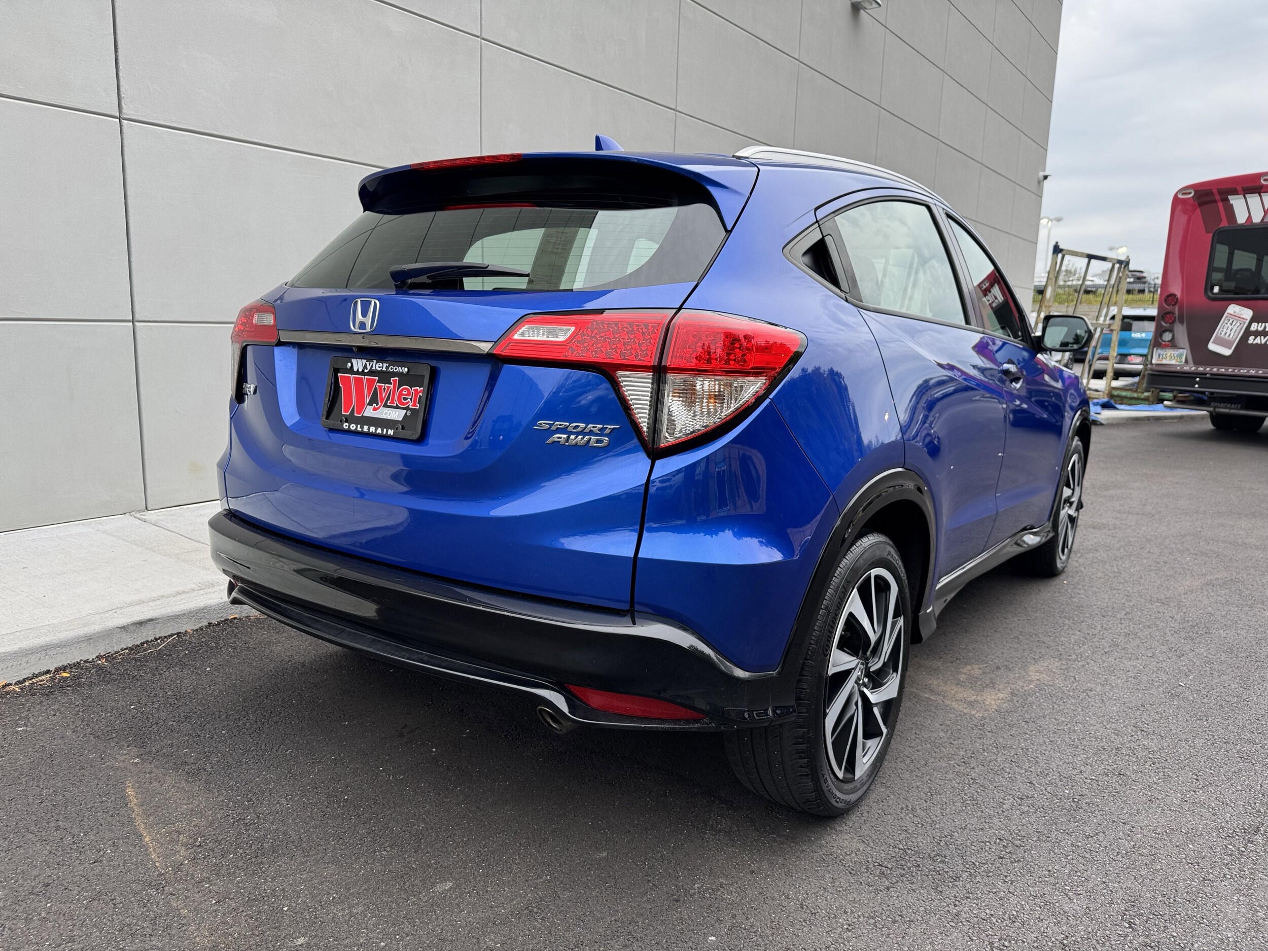2019 Honda HR-V Sport photo 3
