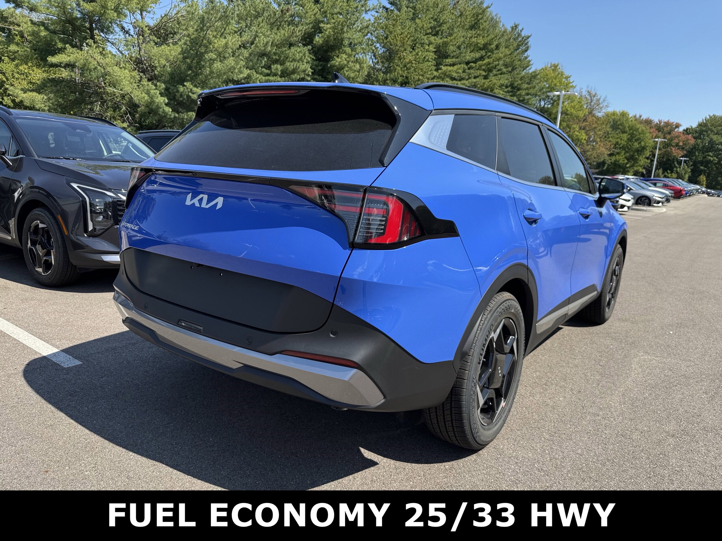 2026 Kia Sportage EX photo 3