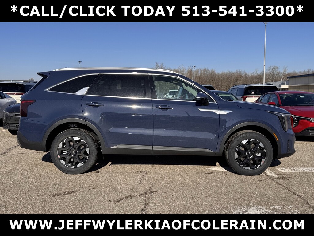 New 2026 Kia Sorento S SUV