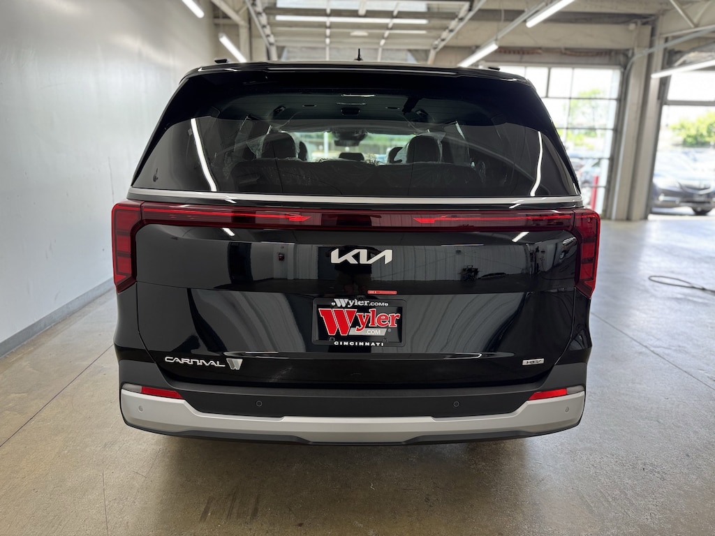 New 2026 Kia Carnival Hybrid EX Van Passenger Van