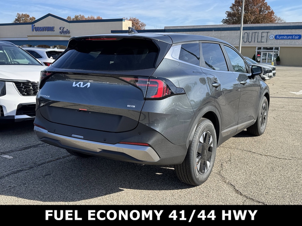 New 2026 Kia Sportage Hybrid LX SUV