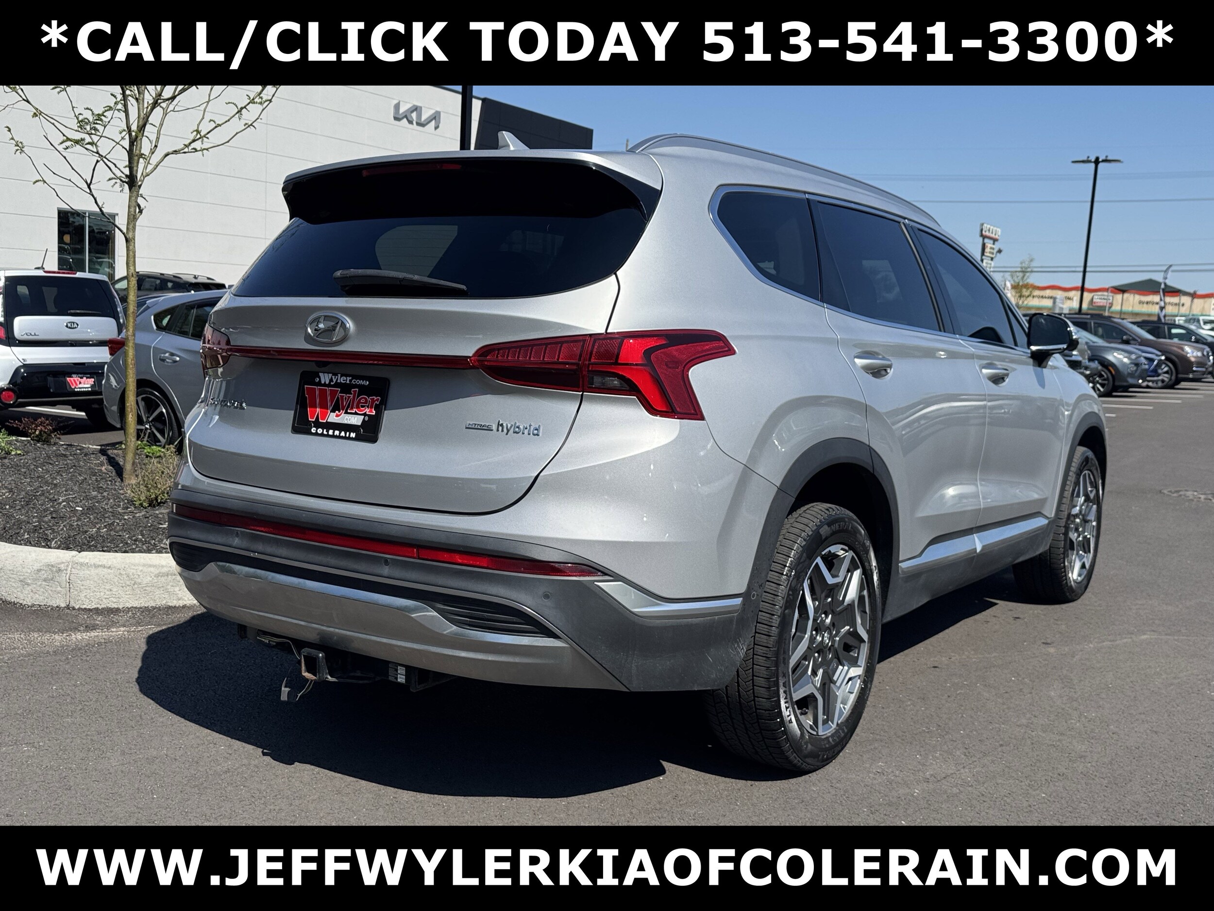 2022 Hyundai Santa Fe Limited photo 2