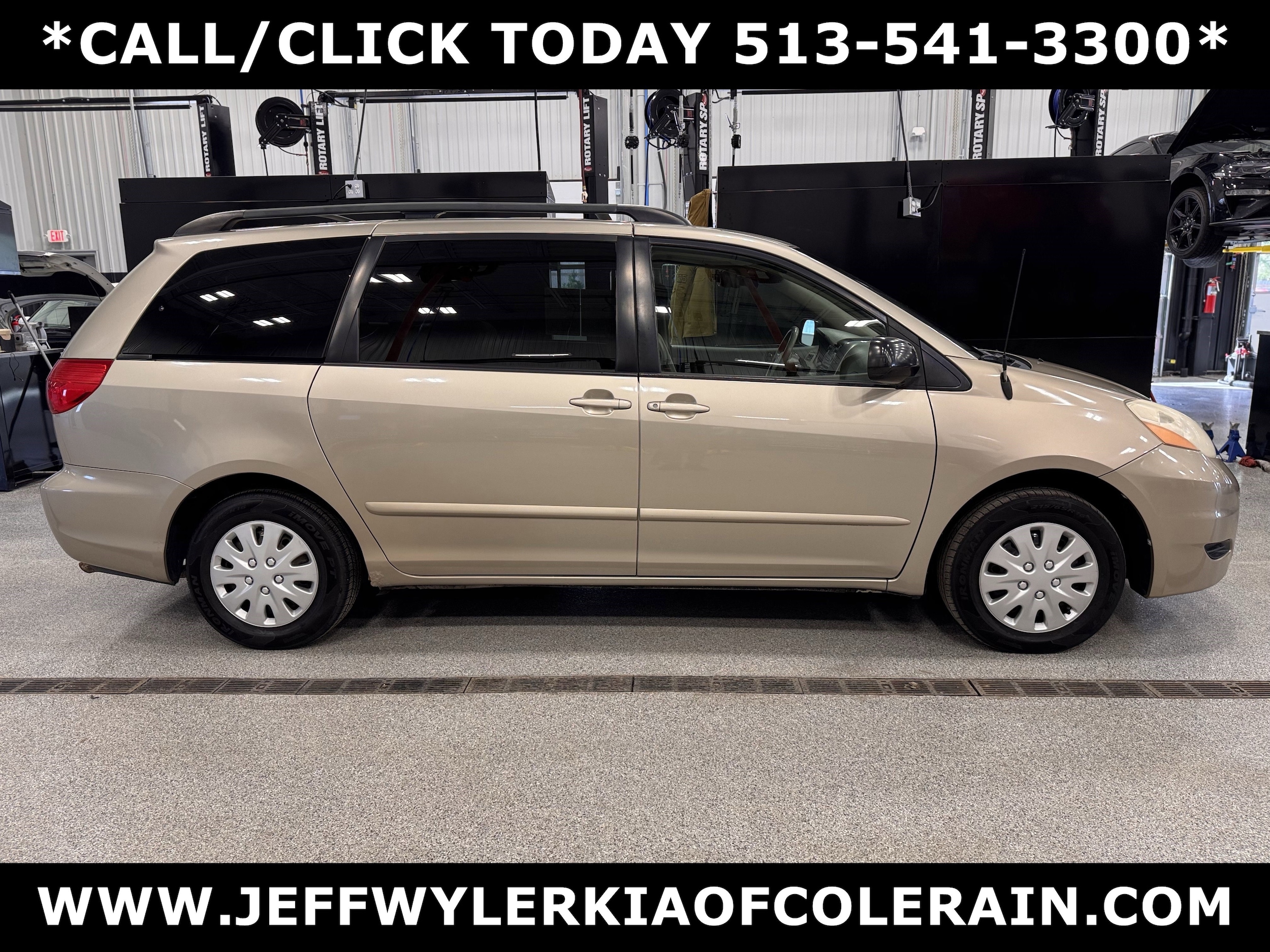 Used 2008 Toyota Sienna LE with VIN 5TDZK23C18S100619 for sale in Cincinnati, OH