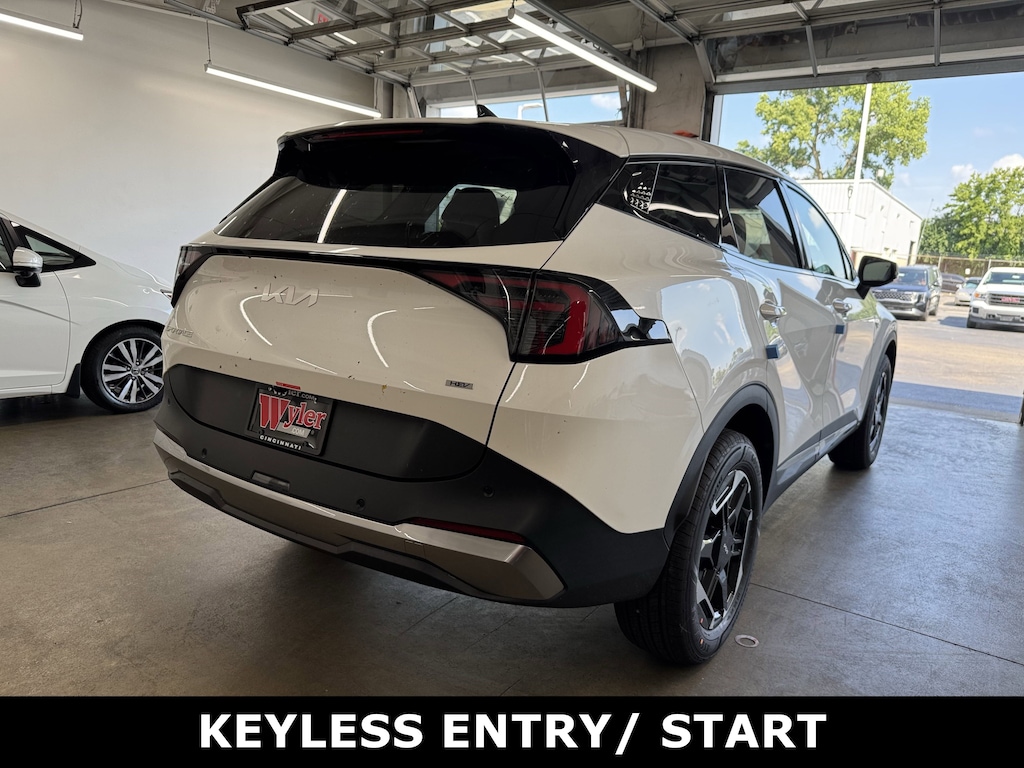 New 2026 Kia Sportage Hybrid S SUV