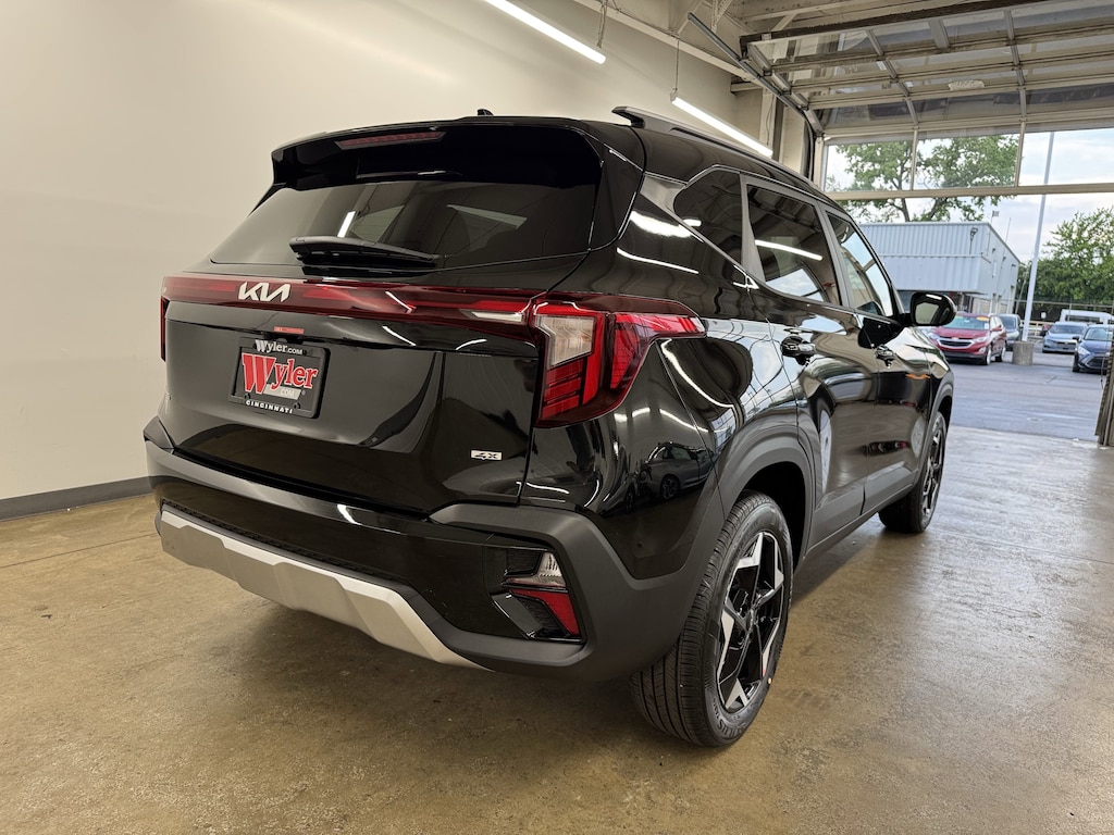 New 2025 Kia Seltos S SUV