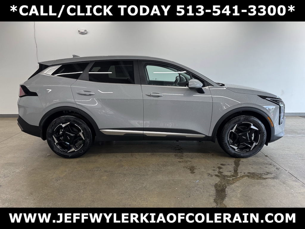 New 2026 Kia Sportage EX SUV