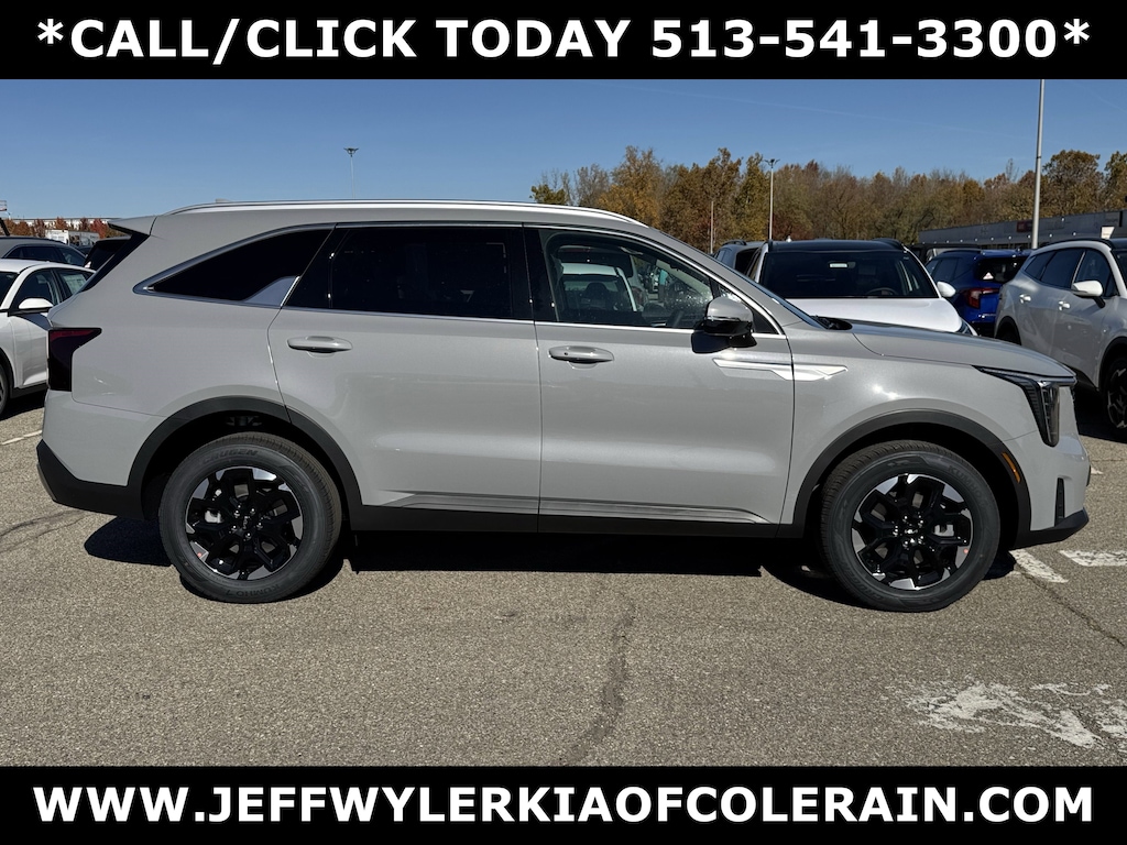 New 2026 Kia Sorento S SUV