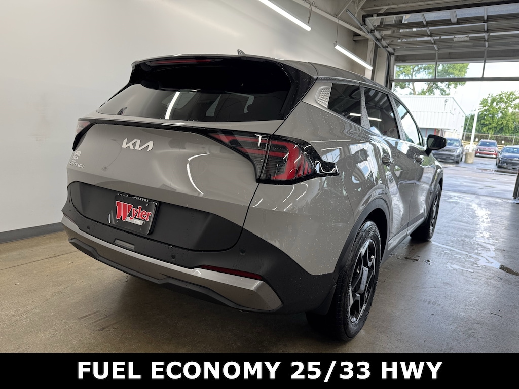 New 2026 Kia Sportage EX SUV