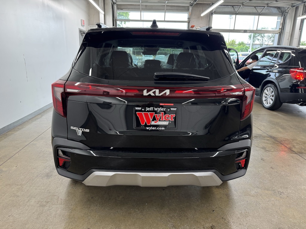 New 2026 Kia Seltos EX SUV