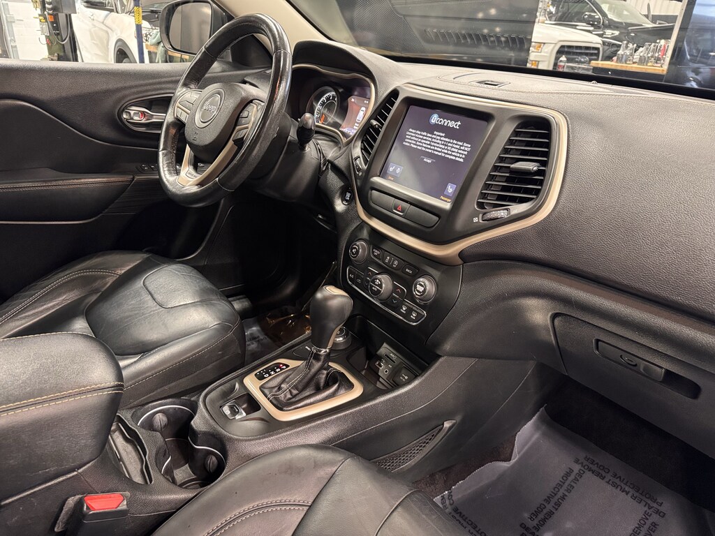 Used 2016 Jeep Cherokee Limited 4x4 SUV