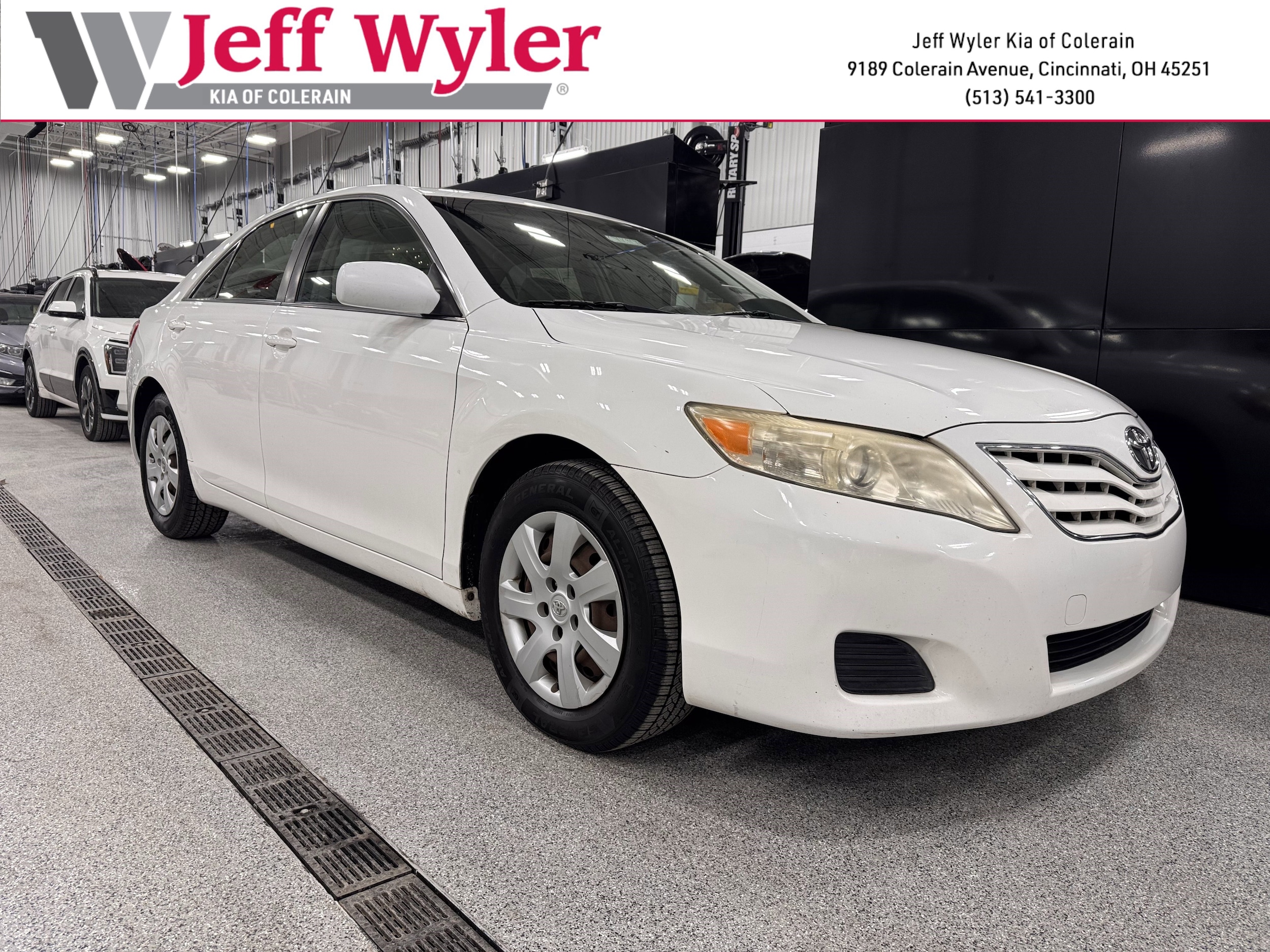 2010 Toyota Camry LE