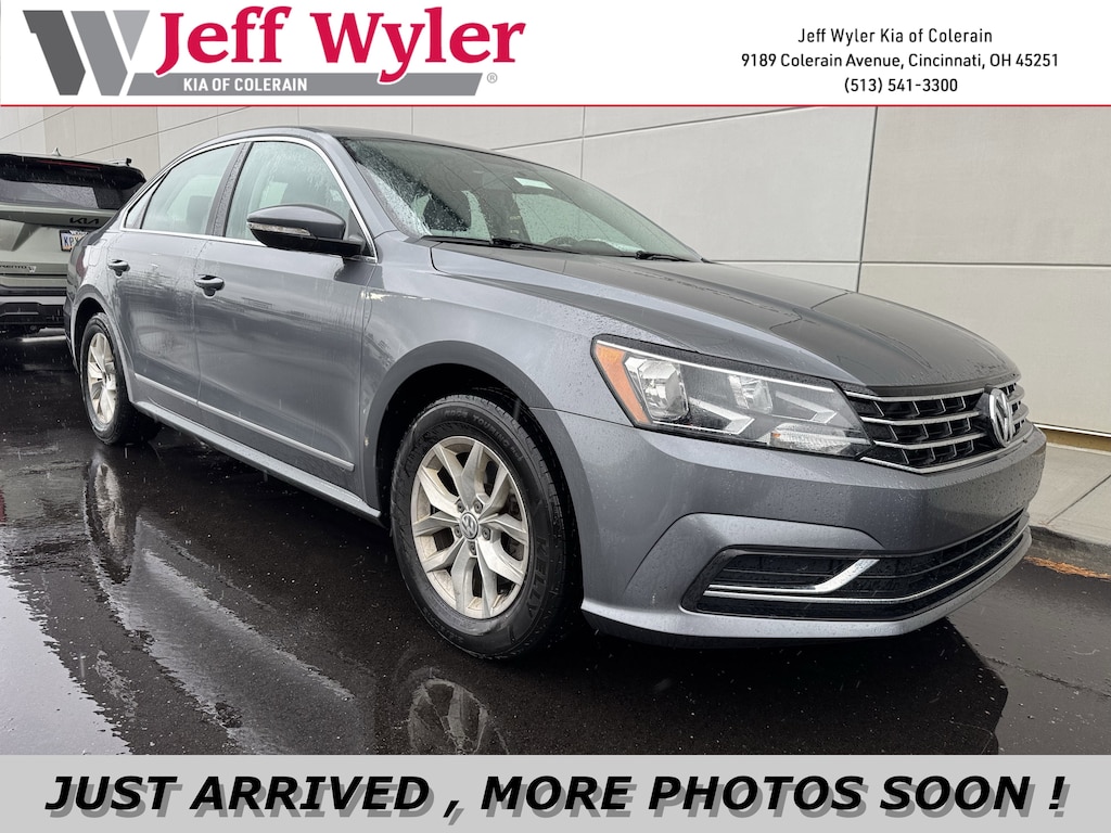 Used 2016 Volkswagen Passat 1.8T S w/PZEV Sedan