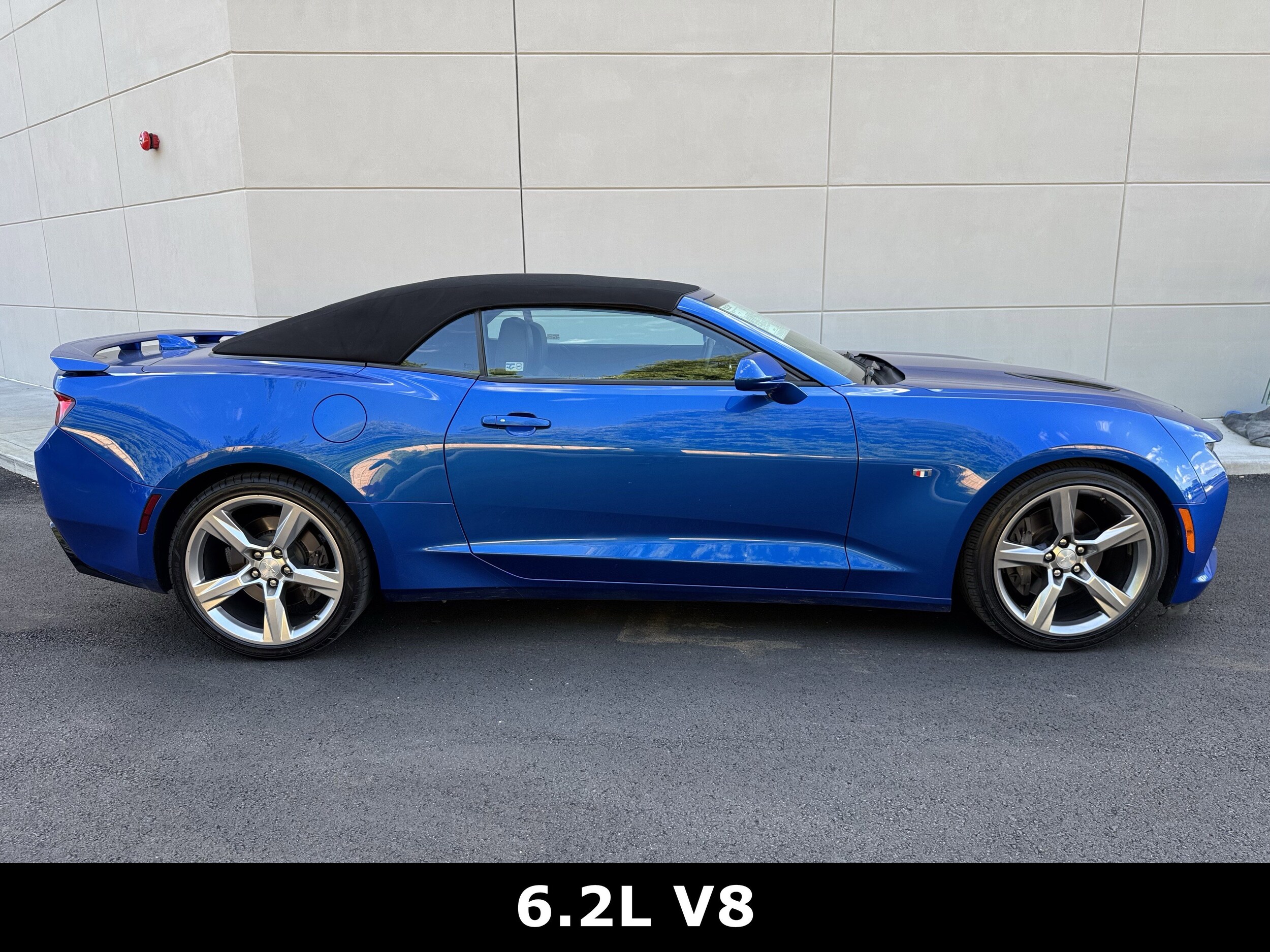 2018 Chevrolet Camaro 2SS photo 2