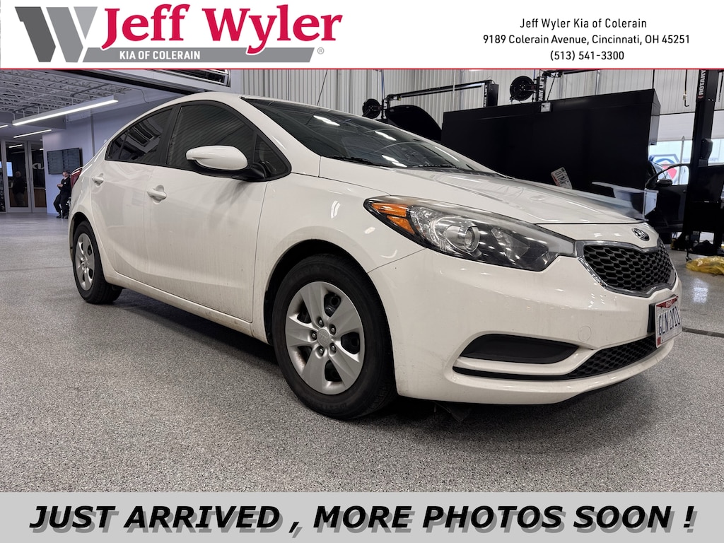 Used 2016 Kia Forte LX FWD Sedan