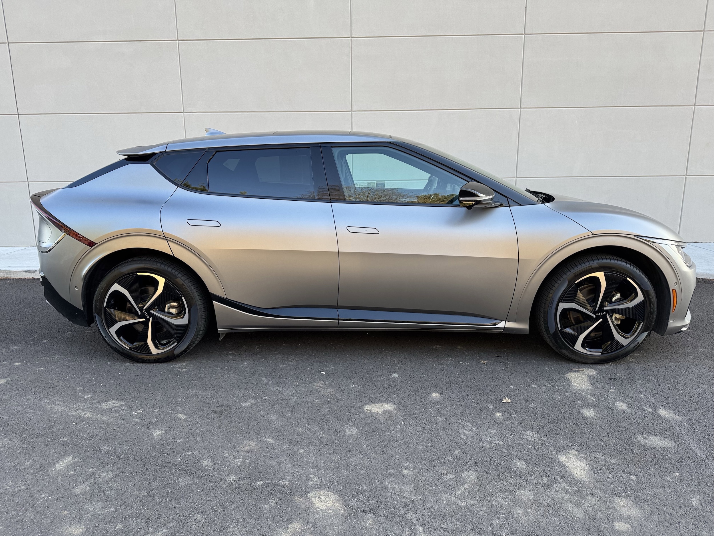 Used 2023 Kia EV6 GT-Line with VIN KNDC4DLC2P5094202 for sale in Cincinnati, OH