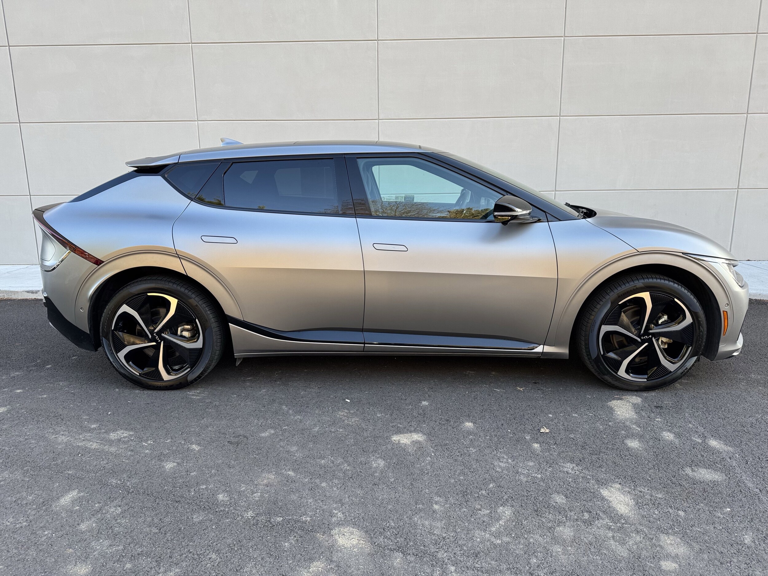 2023 Kia EV6 GT-Line photo 2