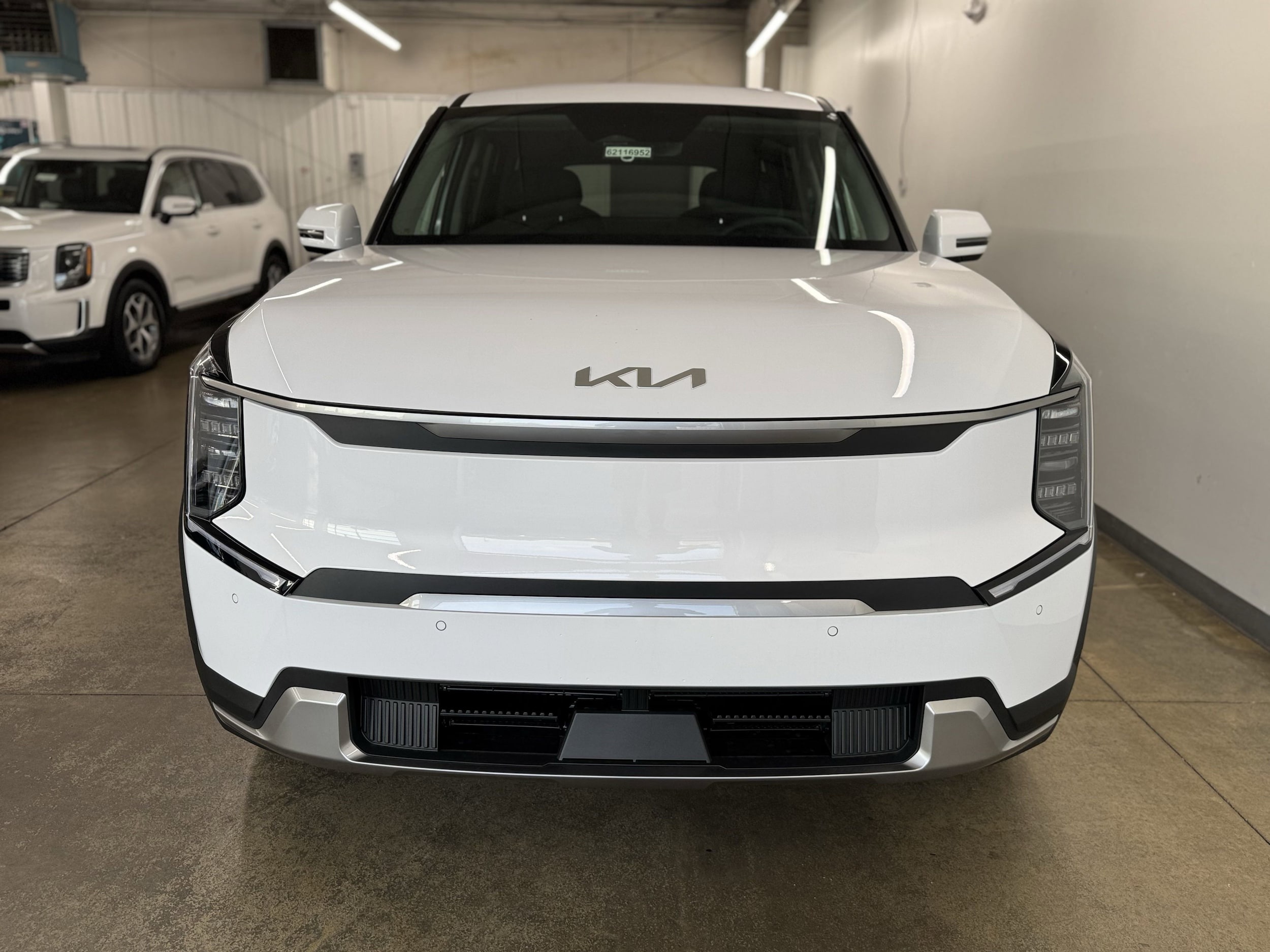2026 Kia EV9 Light L/R - Photo 8
