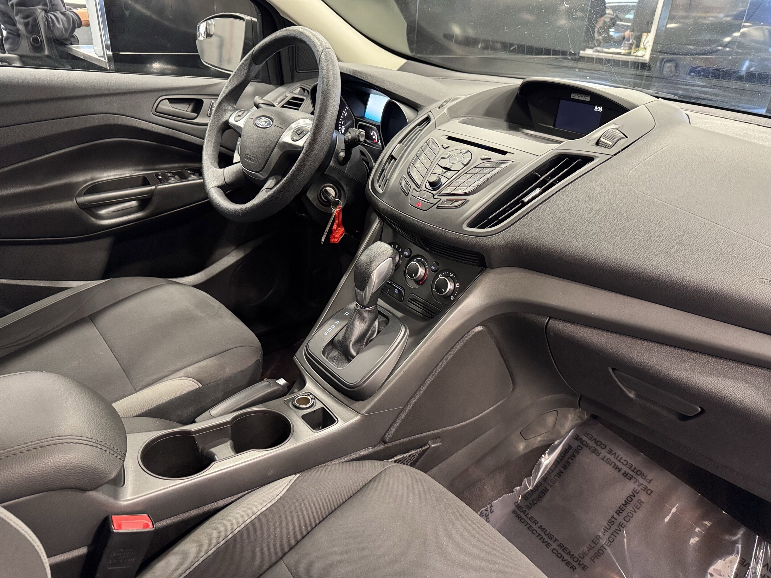 2016 Ford Escape S photo 3