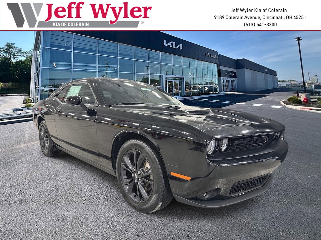 Used 2021 Dodge Challenger SXT Coupe