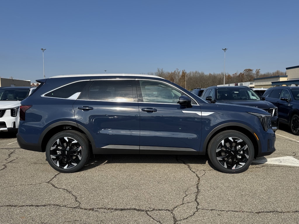 New 2026 Kia Sorento EX SUV