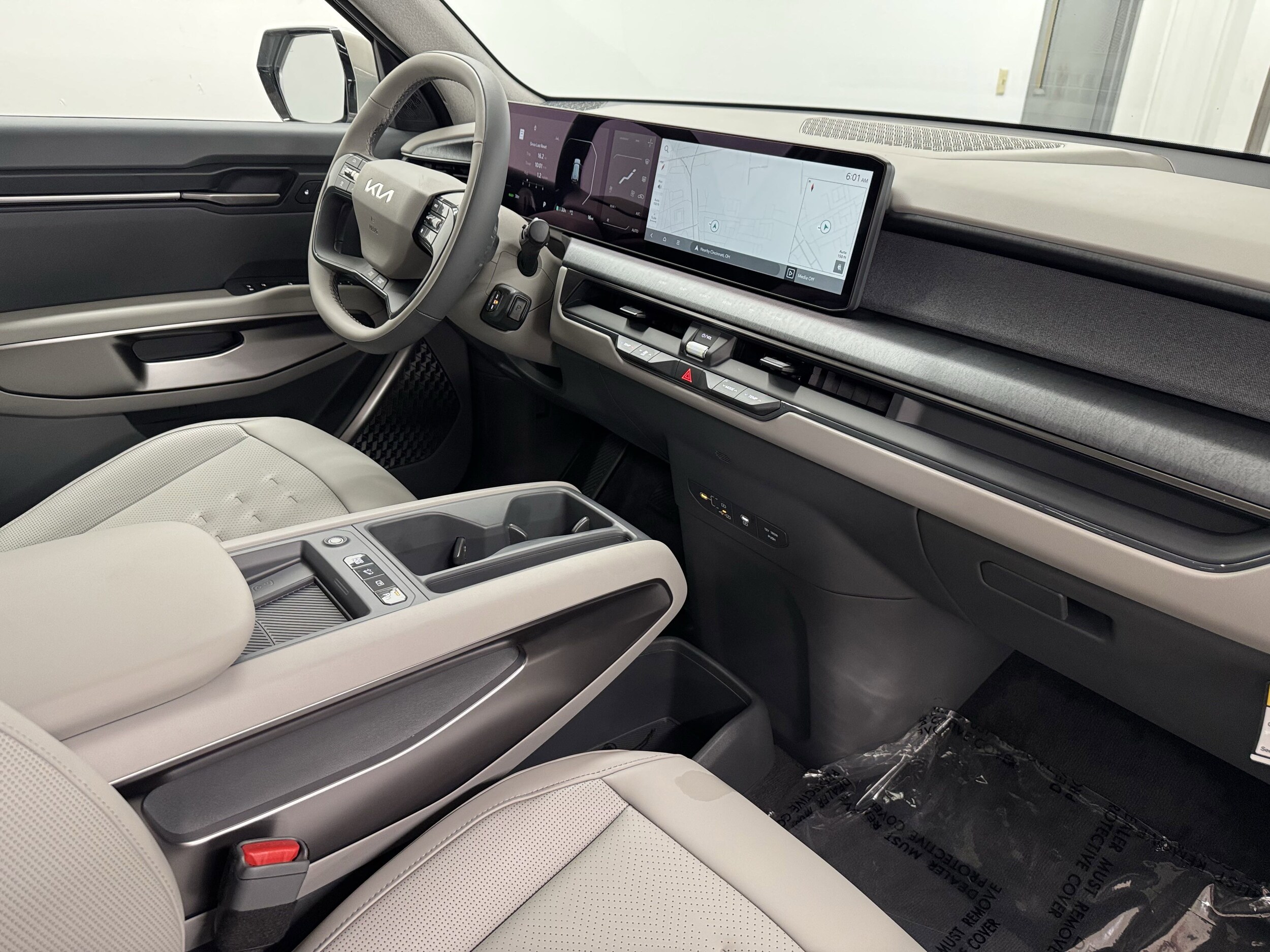 2026 Kia EV9 Wind photo 4