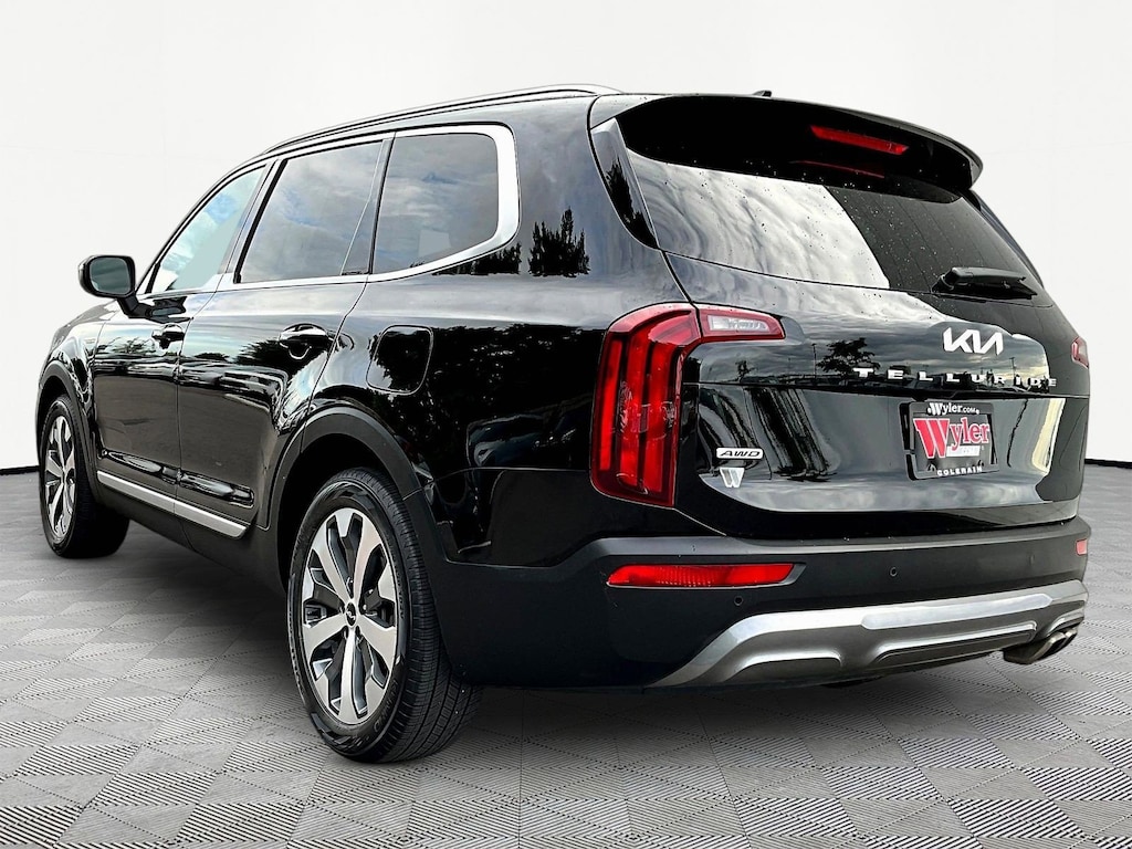 Used 2022 Kia Telluride S SUV