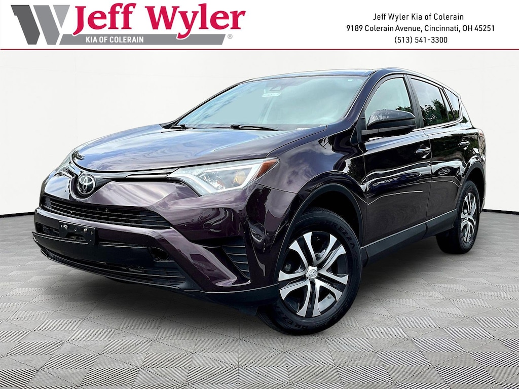 Used 2018 Toyota RAV4 LE SUV
