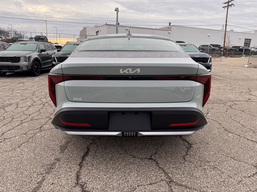 New 2026 Kia K4 LXS Sedan