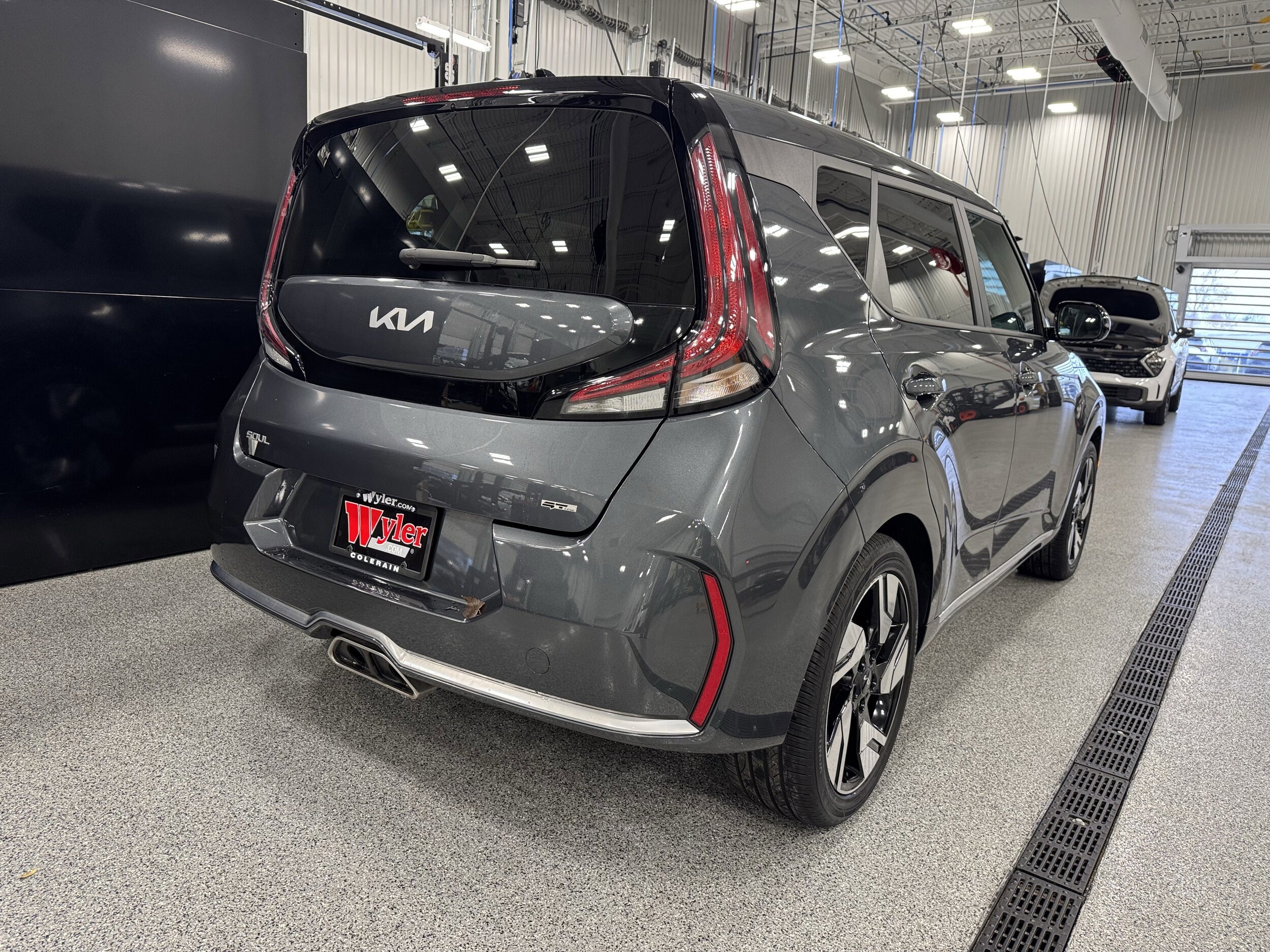 2023 Kia Soul GT-Line photo 3
