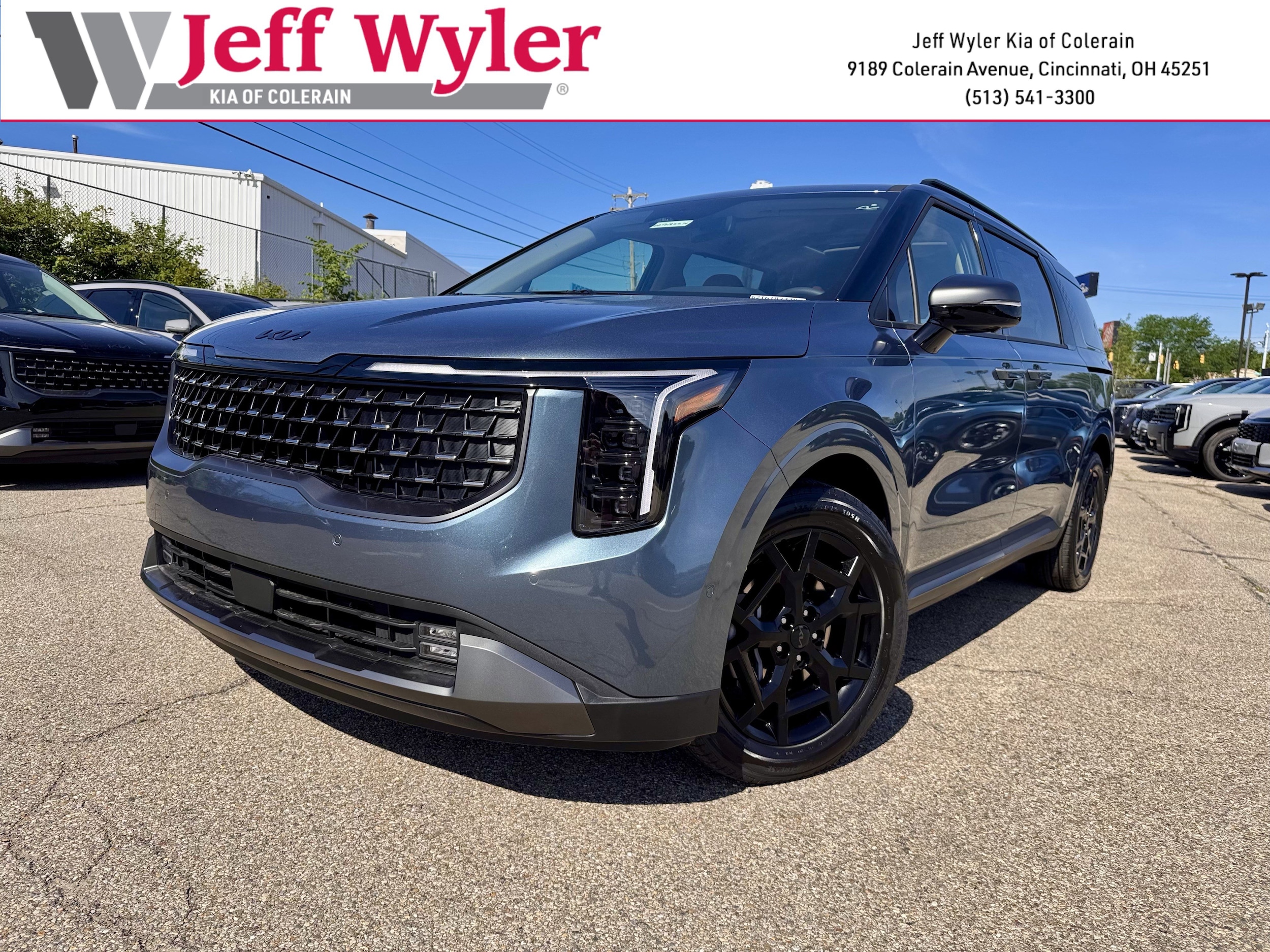 2026 Kia Sedona SX Prestige HEV's photo