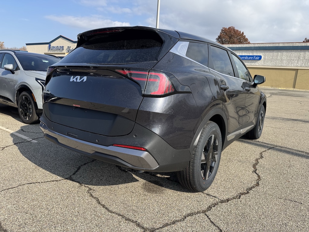 New 2026 Kia Sportage LX SUV
