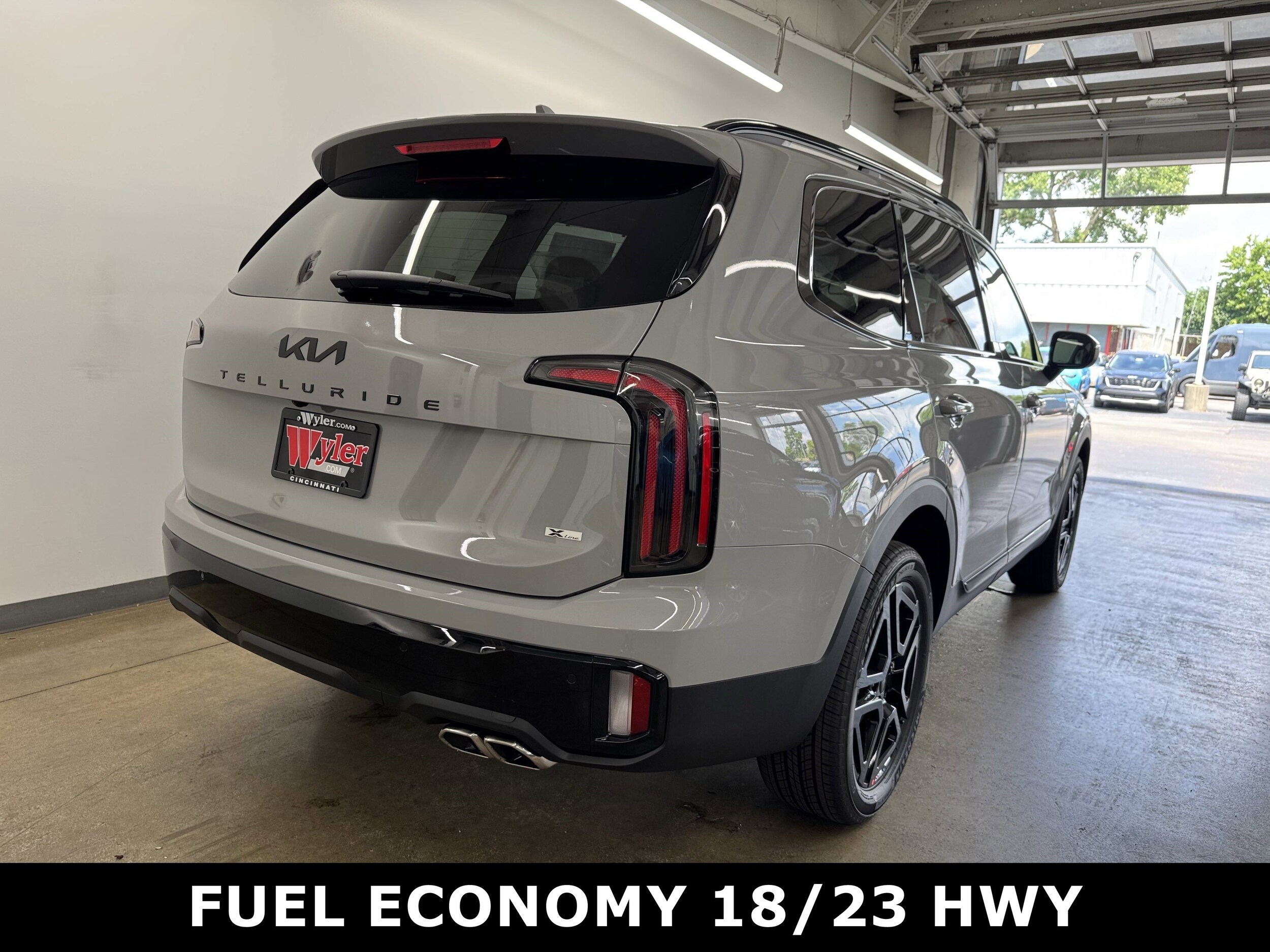 2025 Kia Telluride EX X-Line photo 2