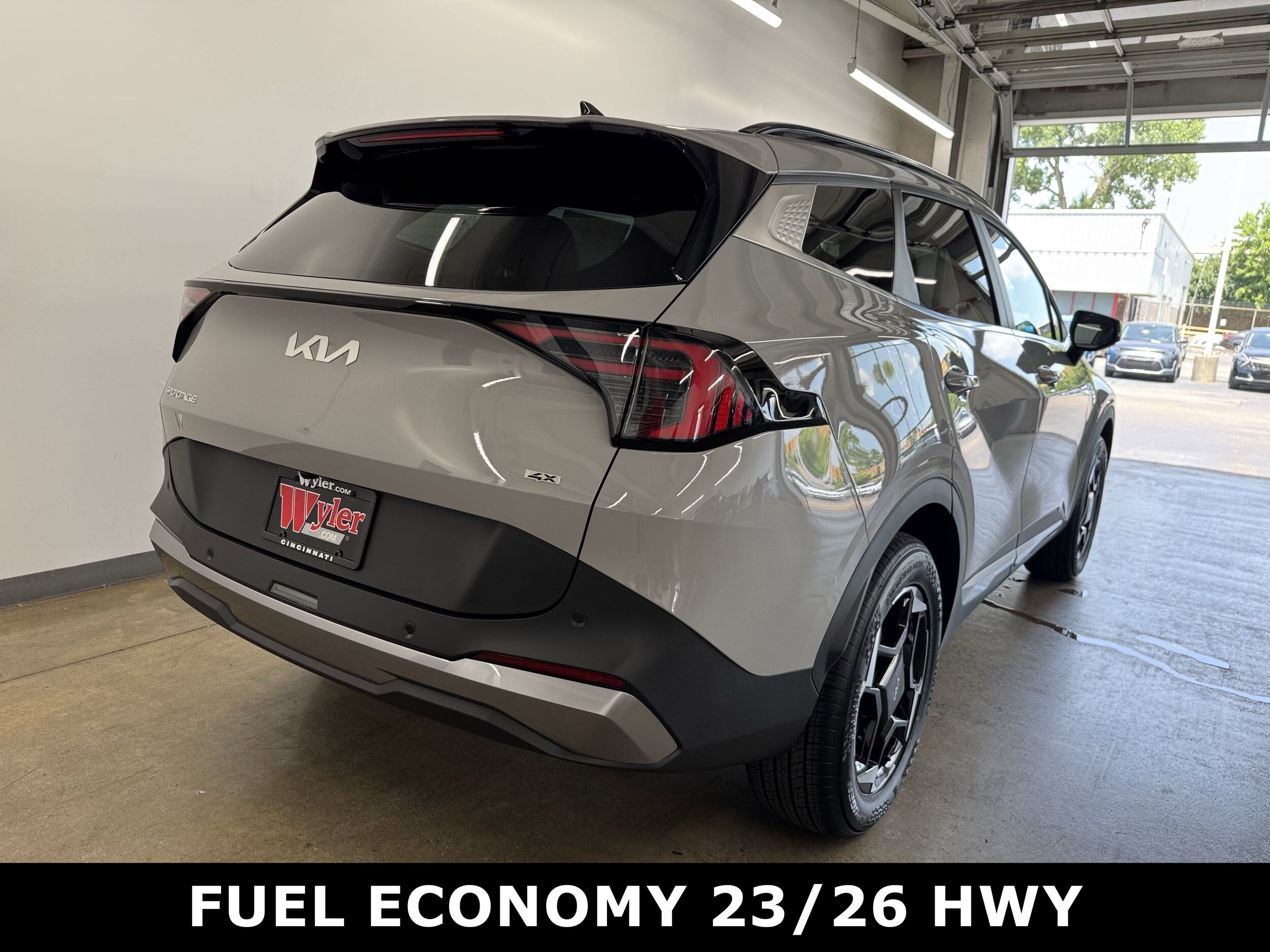 2026 Kia Sportage EX photo 2