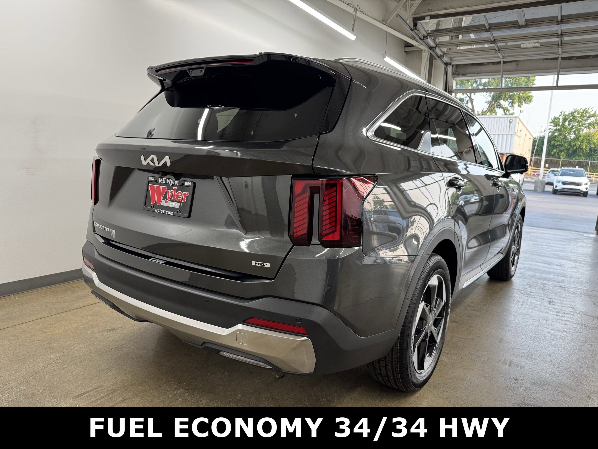 2025 Kia Sorento Hybrid SX Prestige photo 2