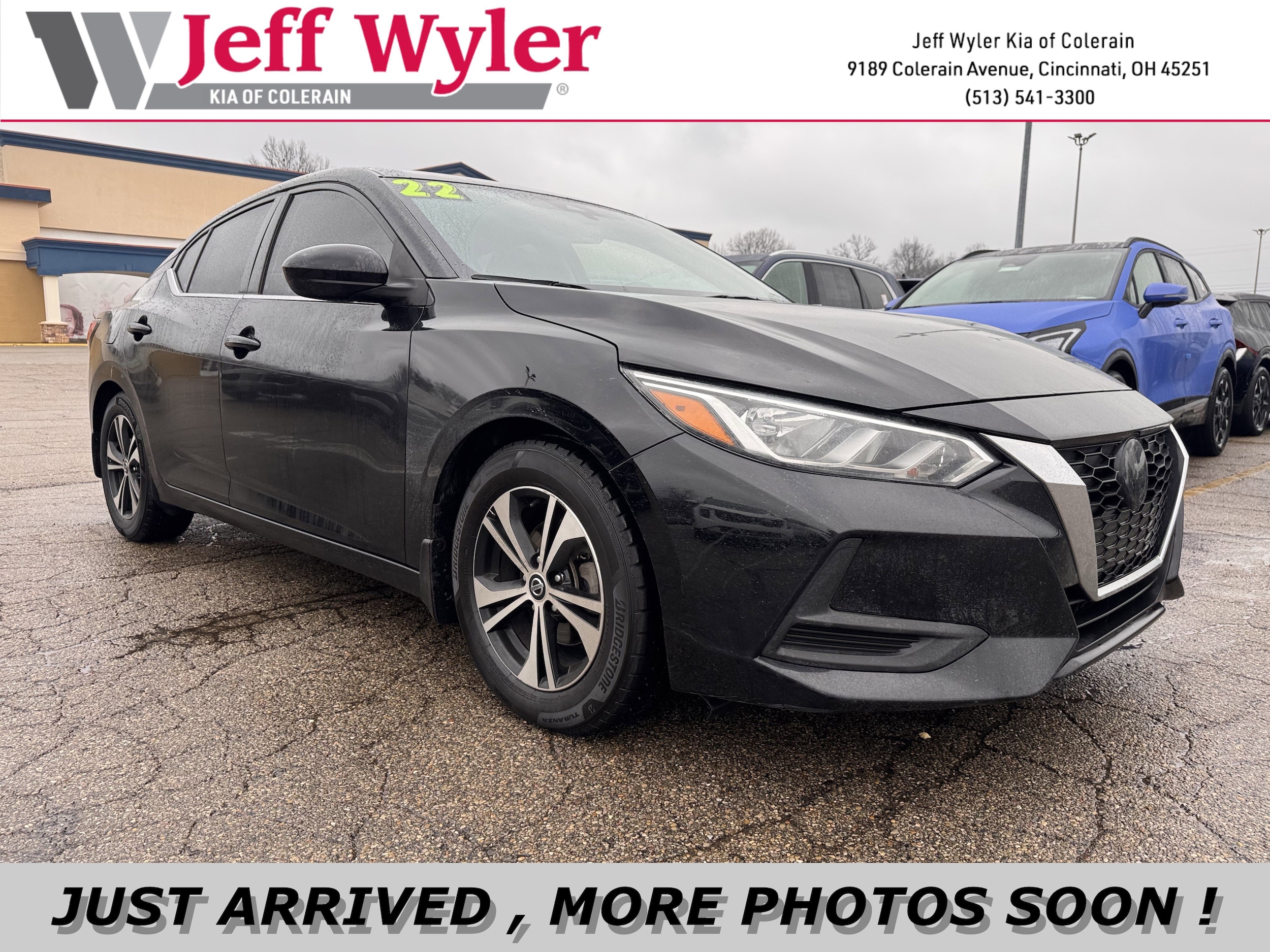 2022 Nissan Sentra SV's photo