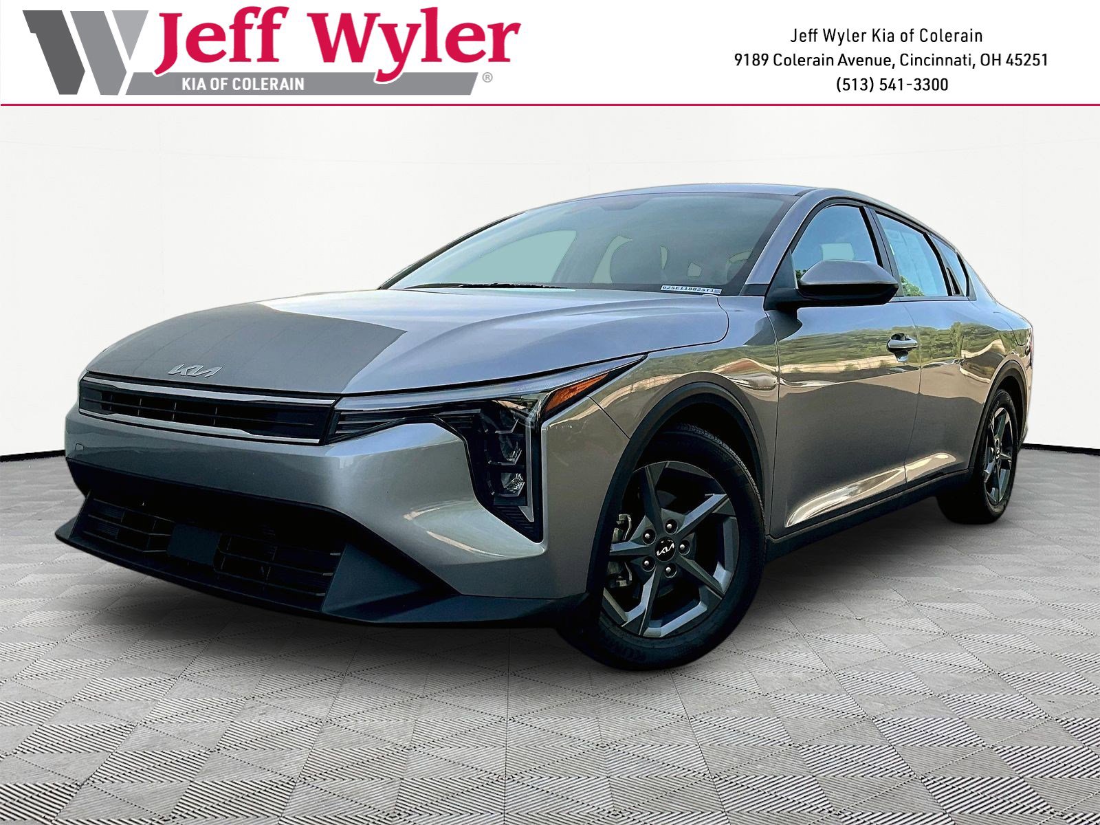 2025 Kia K4 LXS AT's photo