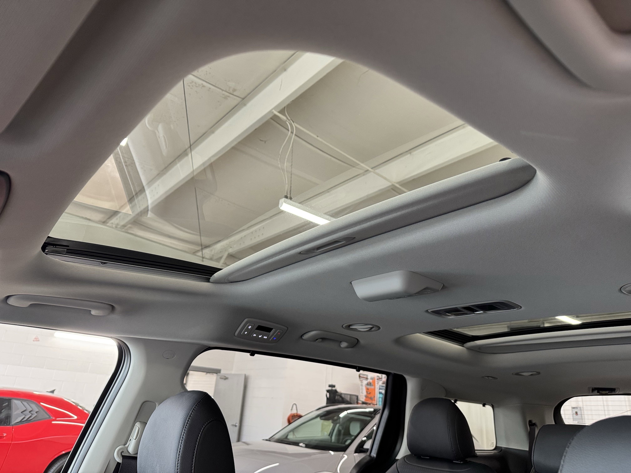 2026 Kia Carnival SX Prestige - Photo 17