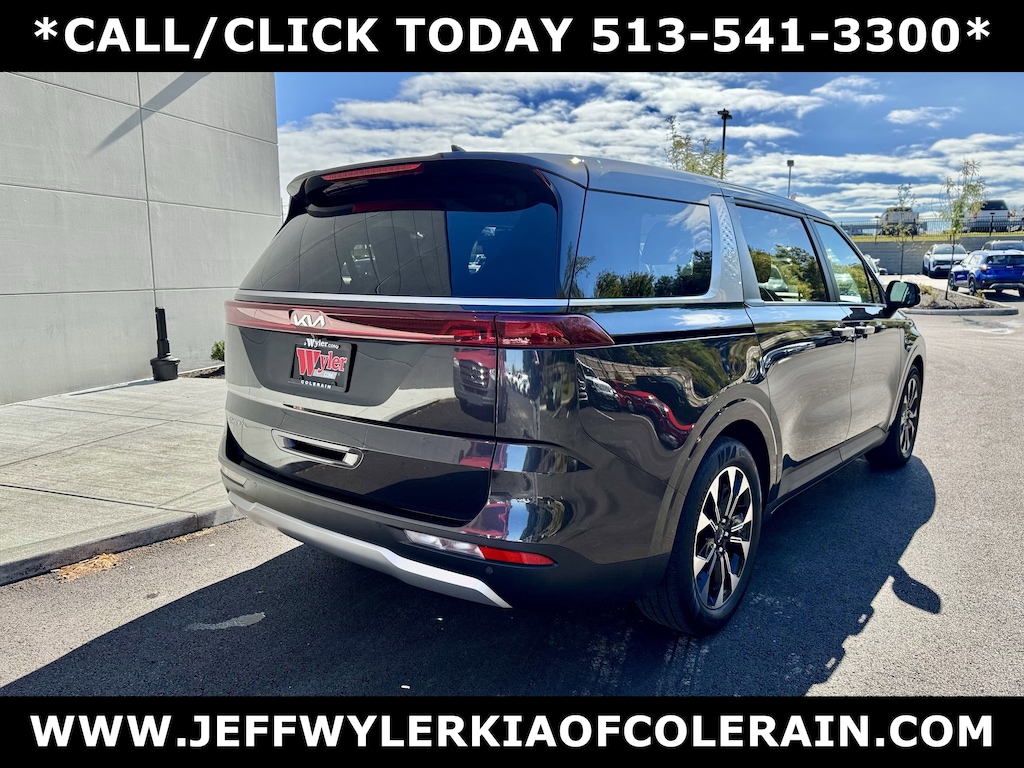 Certified 2024 Kia Carnival EX MPV