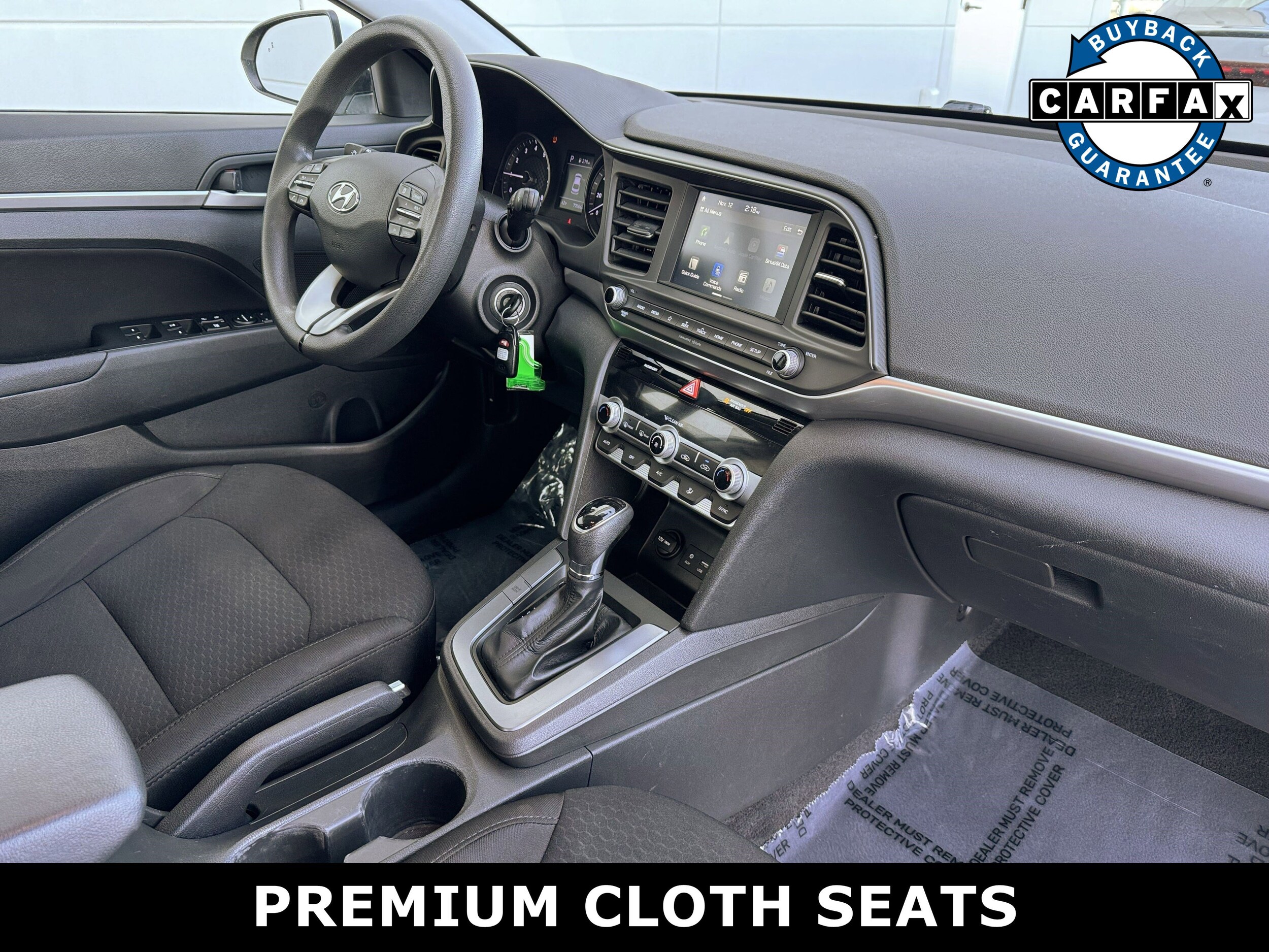 2020 Hyundai Elantra SEL photo 4