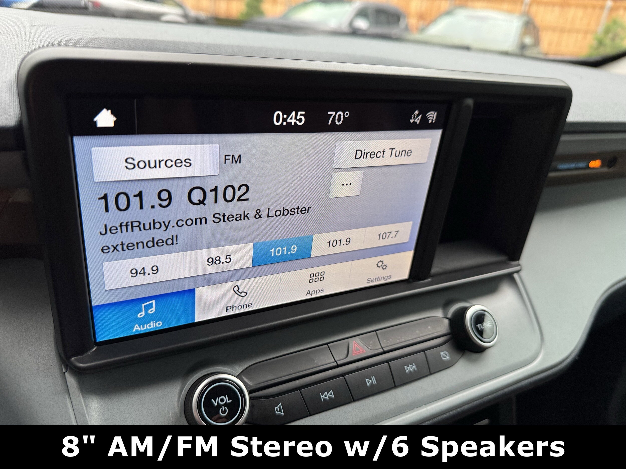 2022 Ford Maverick Lariat photo 4