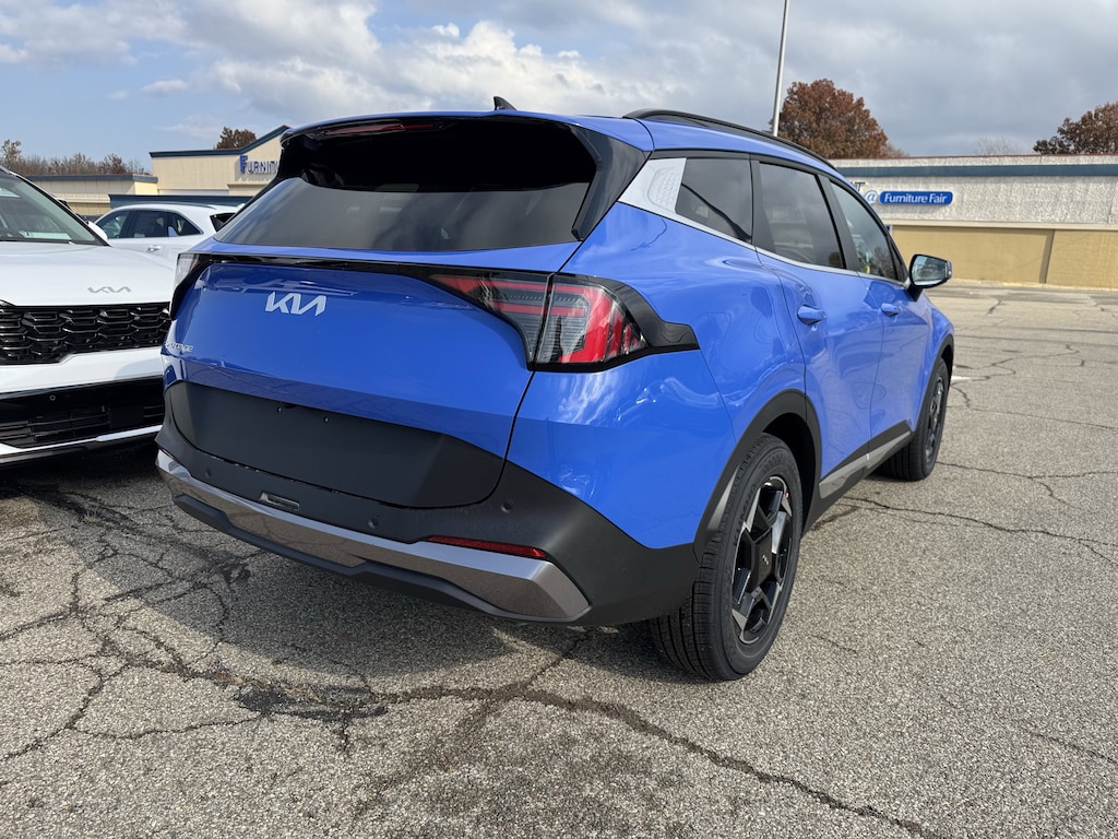 New 2026 Kia Sportage EX SUV