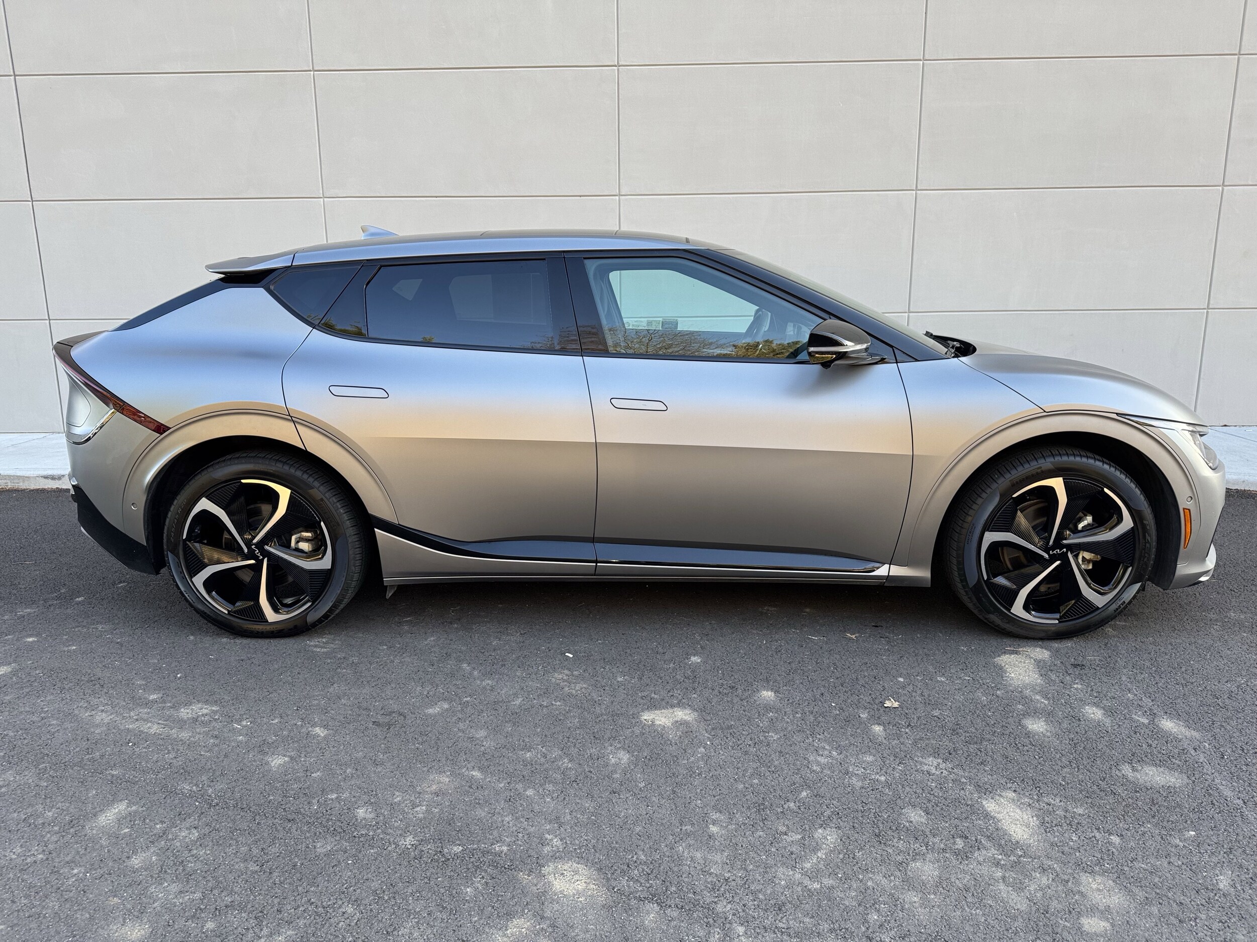 2023 Kia EV6 GT-Line photo 2