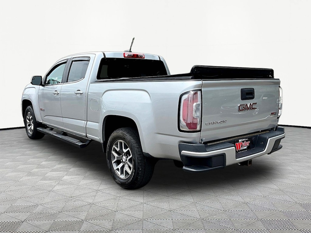 Used 2015 GMC Canyon SLE Truck Crew Cab